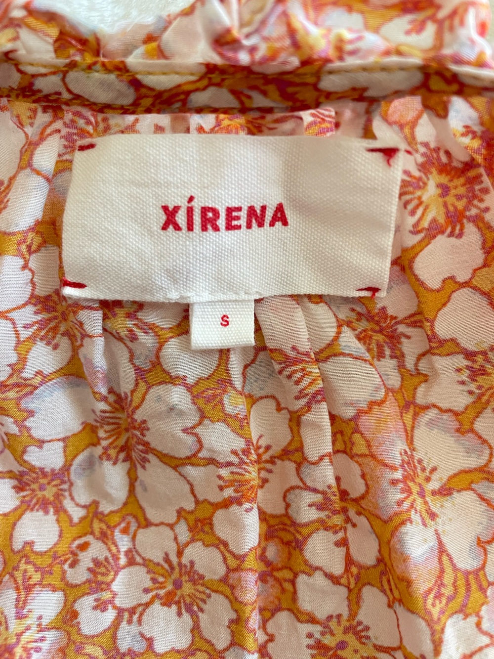 Xirena Jules Short Puff Sleeve Blouse Top in Floral Marigold Orange Small - Picture 4 of 7